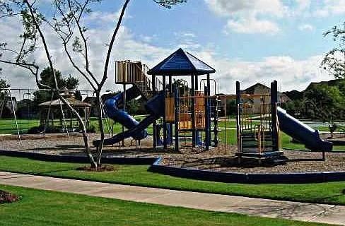 Building Photo - 10118 St Georges Dr