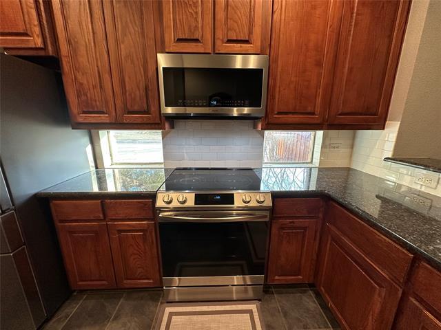 Building Photo - 2866 Vacherie Ln