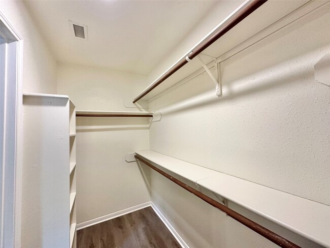 Building Photo - 1514 Park Meadow Dr