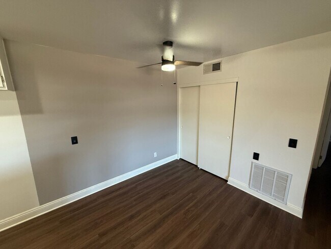 Building Photo - 2-Bedroom Condo with Community Amenities a...