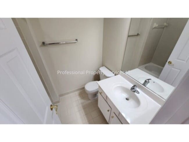Building Photo - Price Correction! Luxury Townhome In The Villages Of Urbana