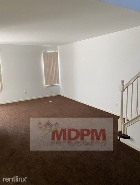 Building Photo - 2 br, 1.5 bath Condo - 8847 Hardwood Dr