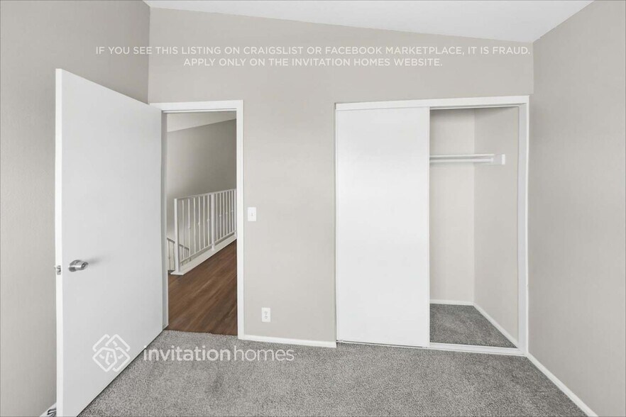 Building Photo - 14244 N 49th Dr