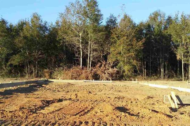 Building Photo - 5544 Peach Dr