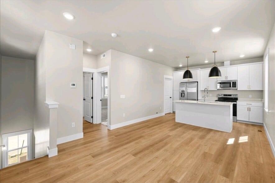 Building Photo - 6108 Northstead Ave