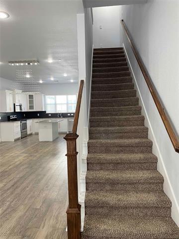 Building Photo - 203 S Village Way