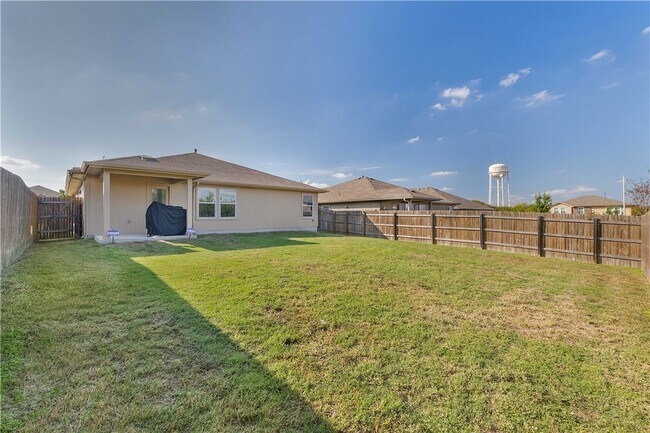 Building Photo - 18008 Ryegate Dr