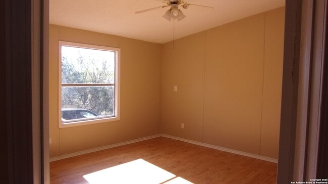Building Photo - 252 Sir Winston Dr