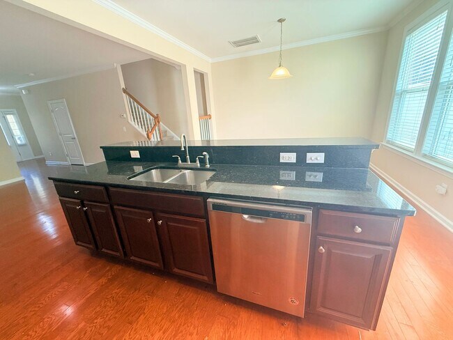 Building Photo - Beautiful Providence Place Townhome Near RTP & RDU – Pool Community!