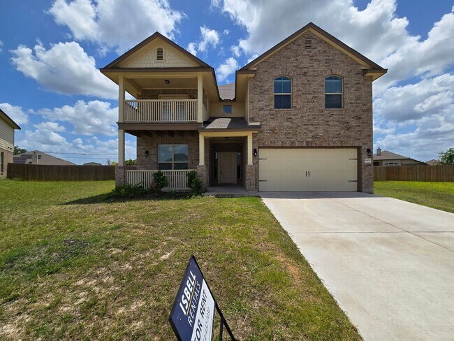 Primary Photo - PRICE REDUCTION - AVAILABLE NOW!