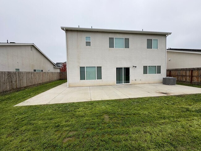 Building Photo - Lennar Built 2 story home coming soon!