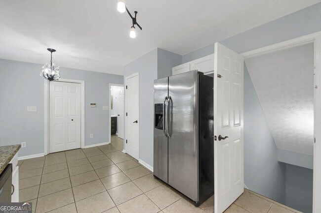 Building Photo - 957 Keldron Ct