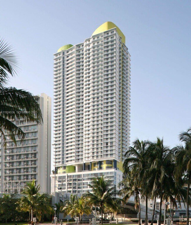 Building Photo - 185 SW 7th St