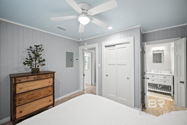 Building Photo - 35144 Boykin Blvd