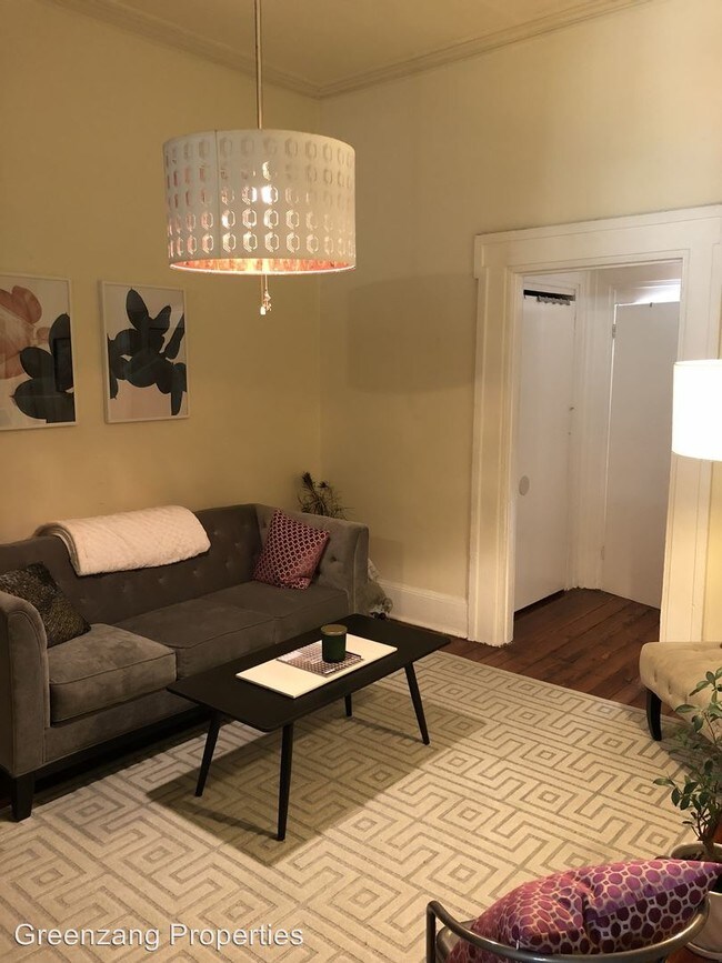 Building Photo - 735 Spruce St