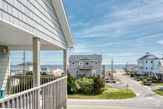 Building Photo - DOG FRIENDLY FURNISHED OFF-SEASON RENTAL A...