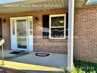 Building Photo - 997 Kirk Ave