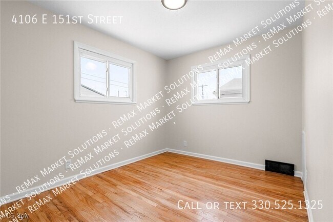 Building Photo - 4106 E 151st St