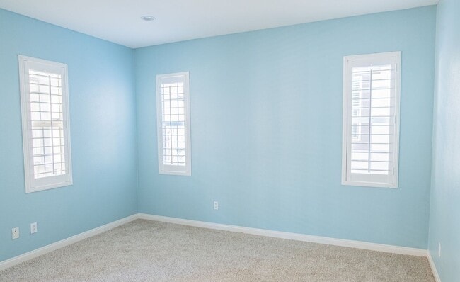 Building Photo - 4230 Vía Angelo