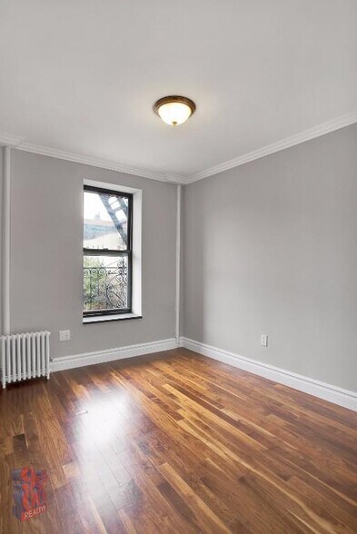 Building Photo - 1590 Lexington Ave