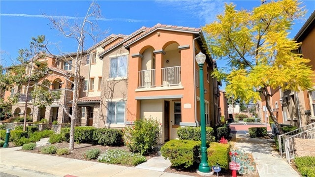 Building Photo - 615 McKenna St