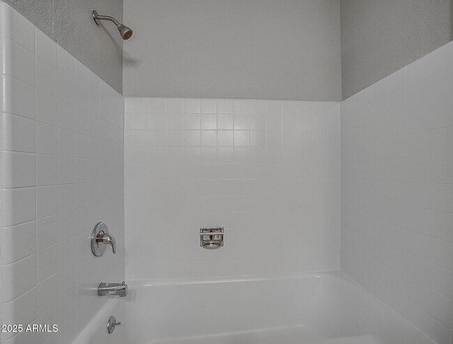 Building Photo - 4249 W Townley Ave