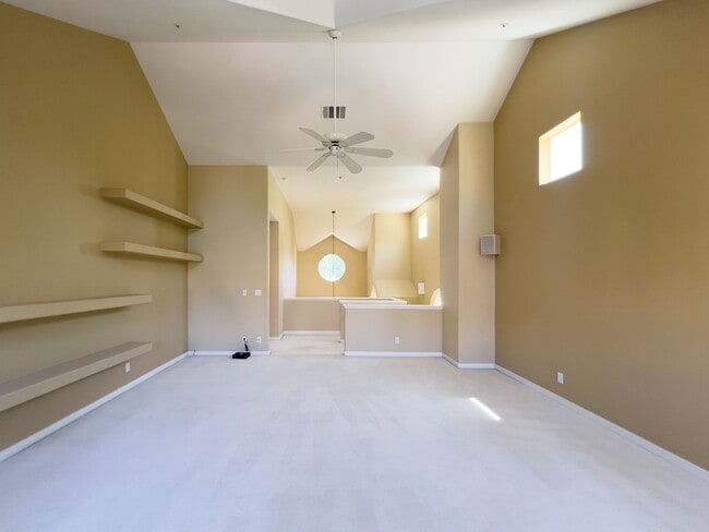Building Photo - Gorgeous three bedroom North Napa home wit...
