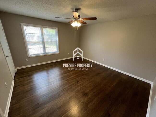 Building Photo - 5374 Hudgins Rd