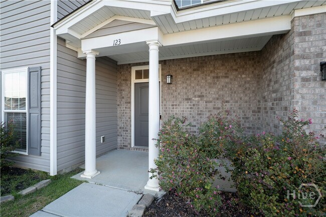 Building Photo - 123 Grimsby Rd