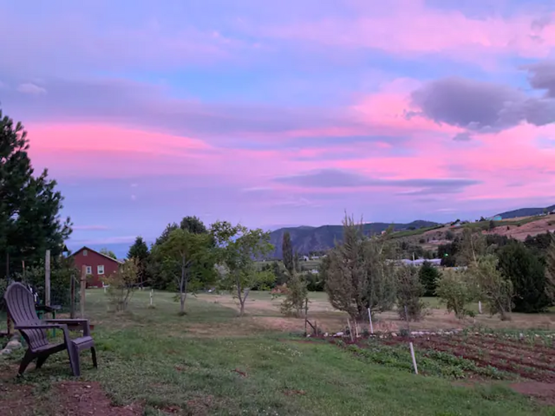 Nice evening at the property - 2400 Washington St