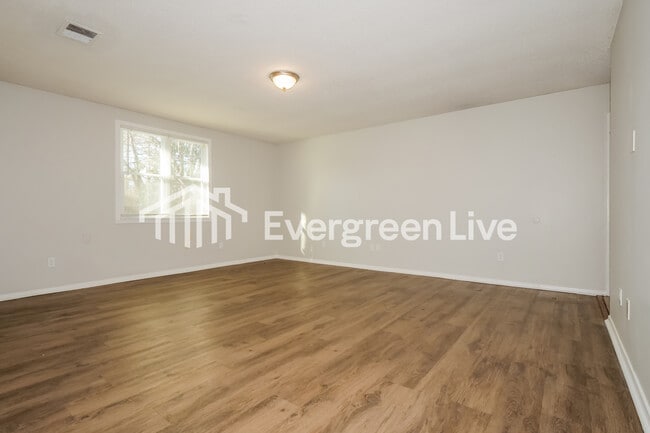 Building Photo - 3823 Barberry St