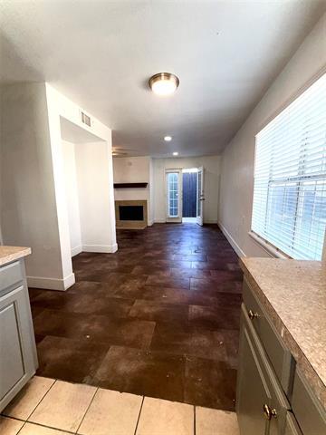 Building Photo - 4626 San Jacinto St
