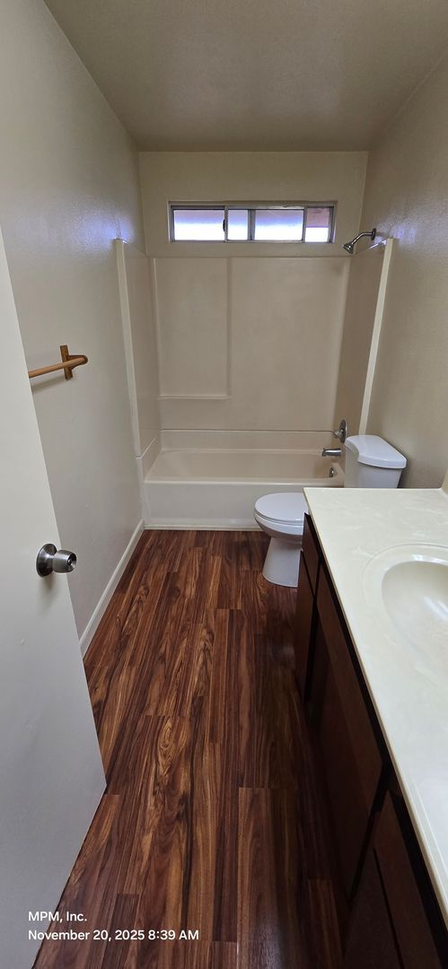 Building Photo - 515 14th St