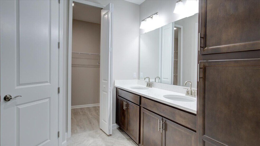 Building Photo - 363 Harborside Dr