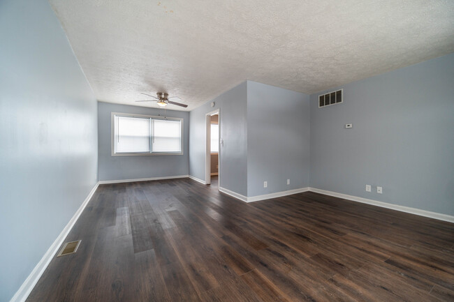 Building Photo - 113 Buckeye Cir