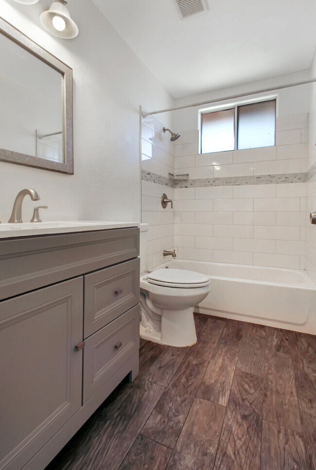 Building Photo - 82130 Adobe Rd