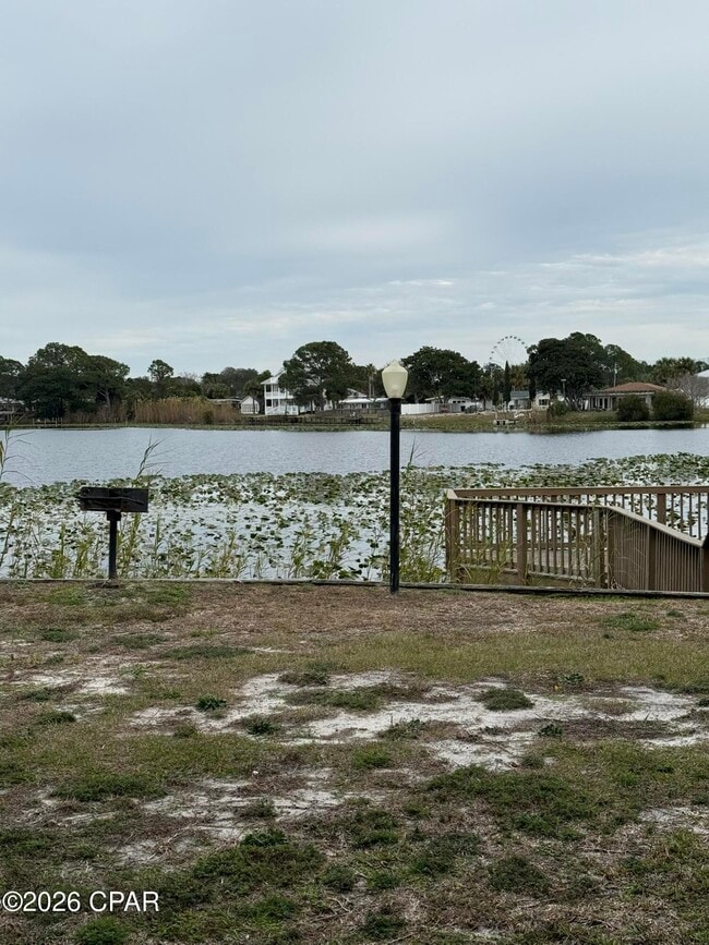 Building Photo - 301 Lullwater Dr