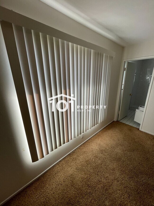 Building Photo - Spacious 3-Bedroom Home Near the Beach — Santa Barbara Shores