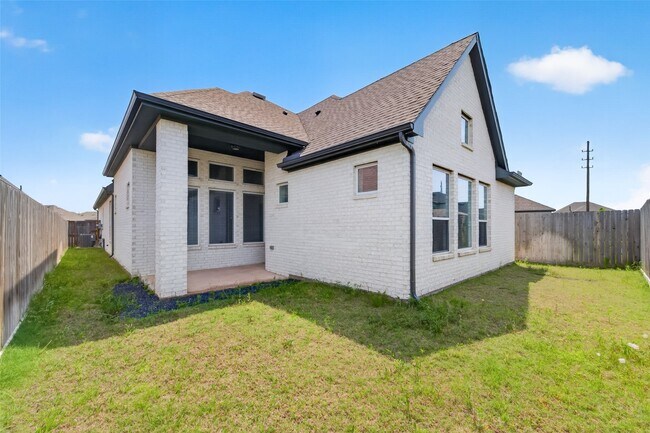 Building Photo - 211 Amaranth Wy