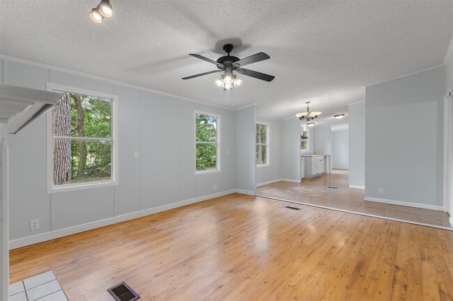 Building Photo - 3756 Hickory Ln