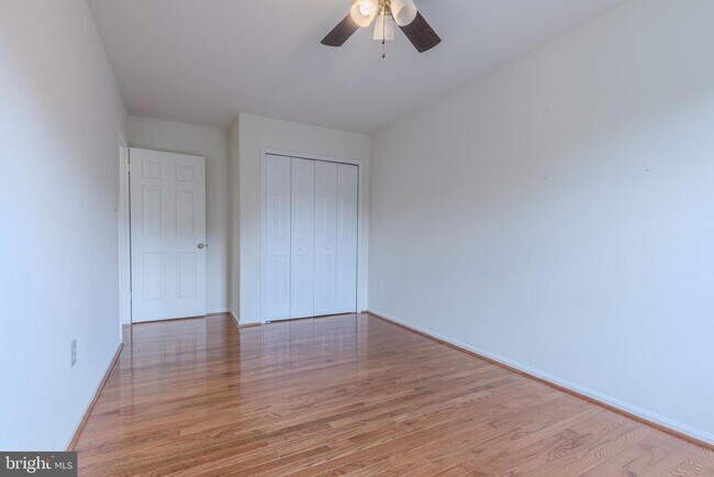 Building Photo - 3929 Sunflower Cir