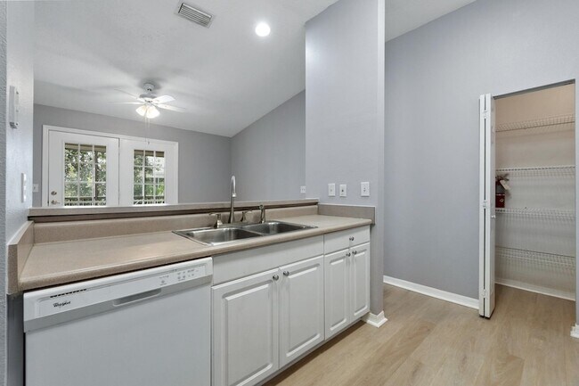Building Photo - 21211 Harbour Vista Cir