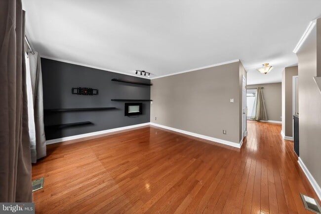 Building Photo - 4503 Fox Pointe Ct