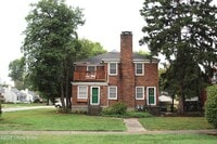 Building Photo - 514 Macon Ave