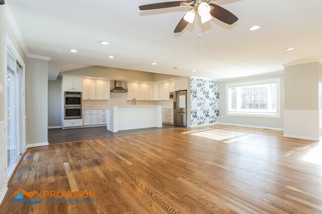 Building Photo - 3025 Rock Dr