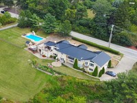 Building Photo - Modern Resort-Like Home with Pool