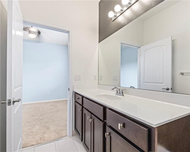 Building Photo - 4230 N Dixie Hwy