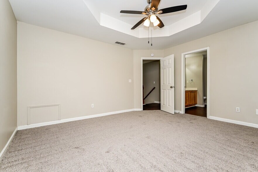 Building Photo - 613 Brookwater Dr