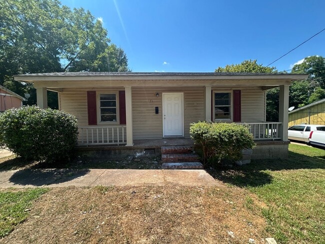 Primary Photo - 271 N Bradford Ave