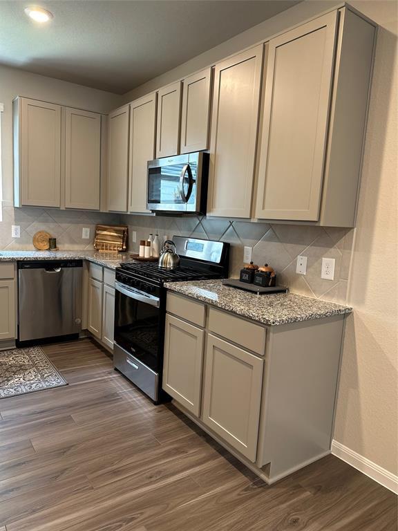Building Photo - 13556 Bowfin Dr